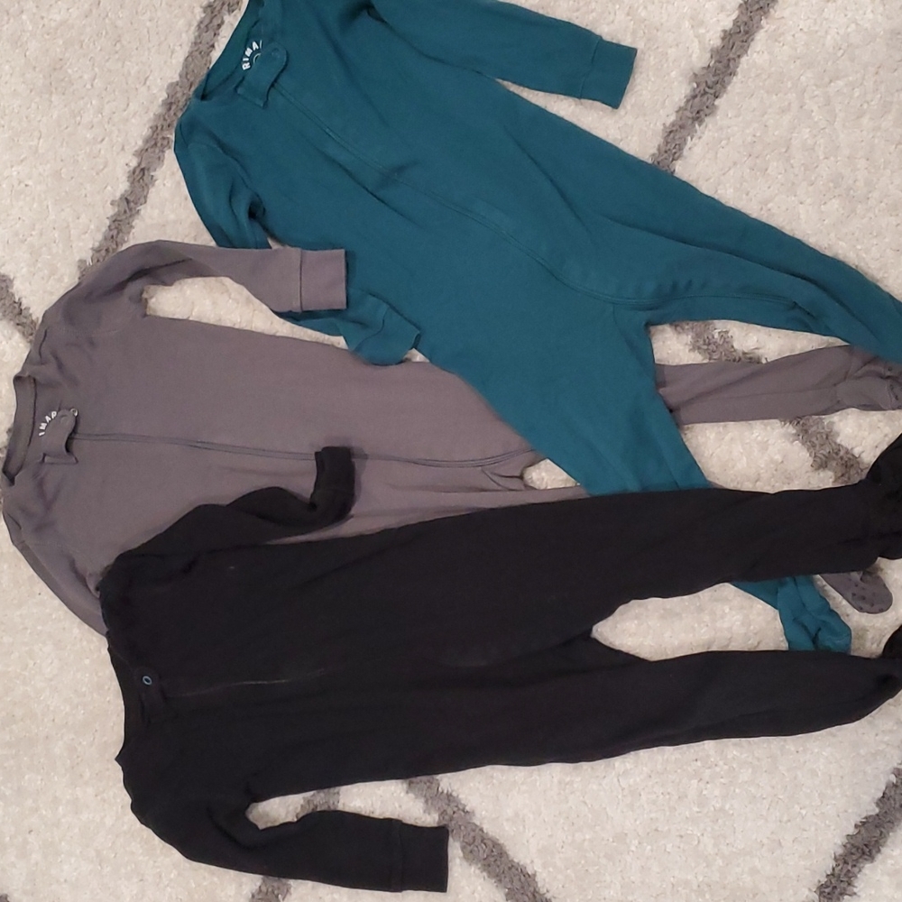 3 pairs of Primary pajamas